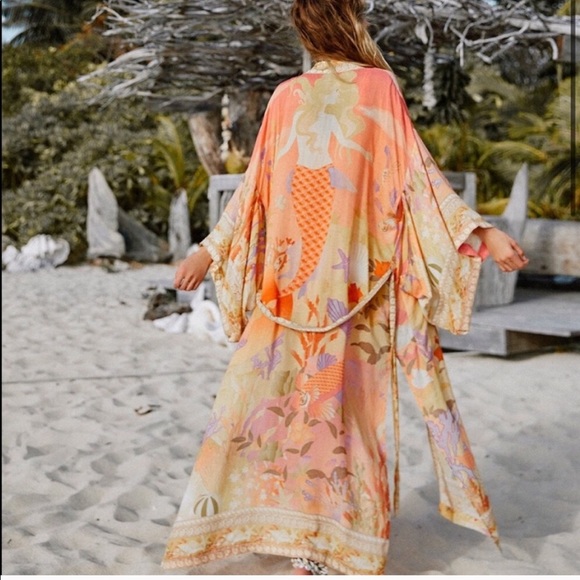 Spell Other - NWT Spell & The Gypsy Collective Madison Robe S/M